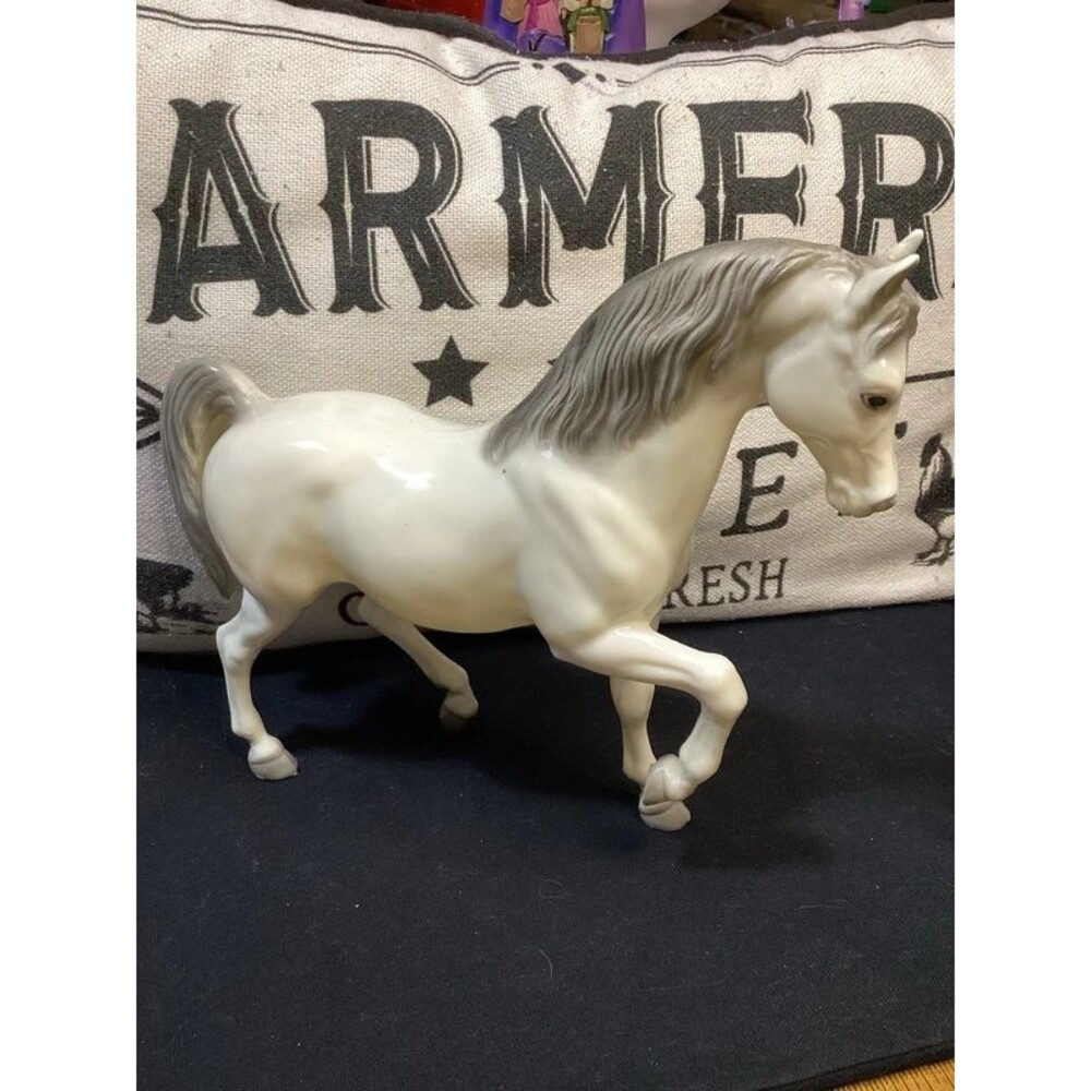 Breyer Family Arabian Stallion Prince Model #7 Alabaster Finish with Grey